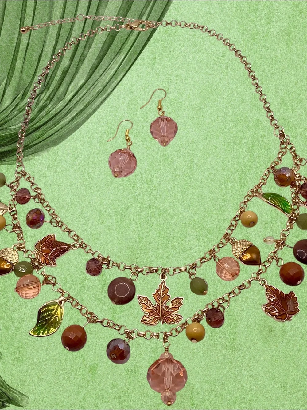 GOLD TONE DOUBLE STRAND Leaf &Acorn Necklace Set EarthTone Faceted Crystal Beads